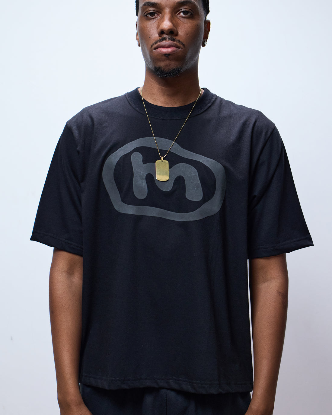 Camiseta MAD M Relevo Preta