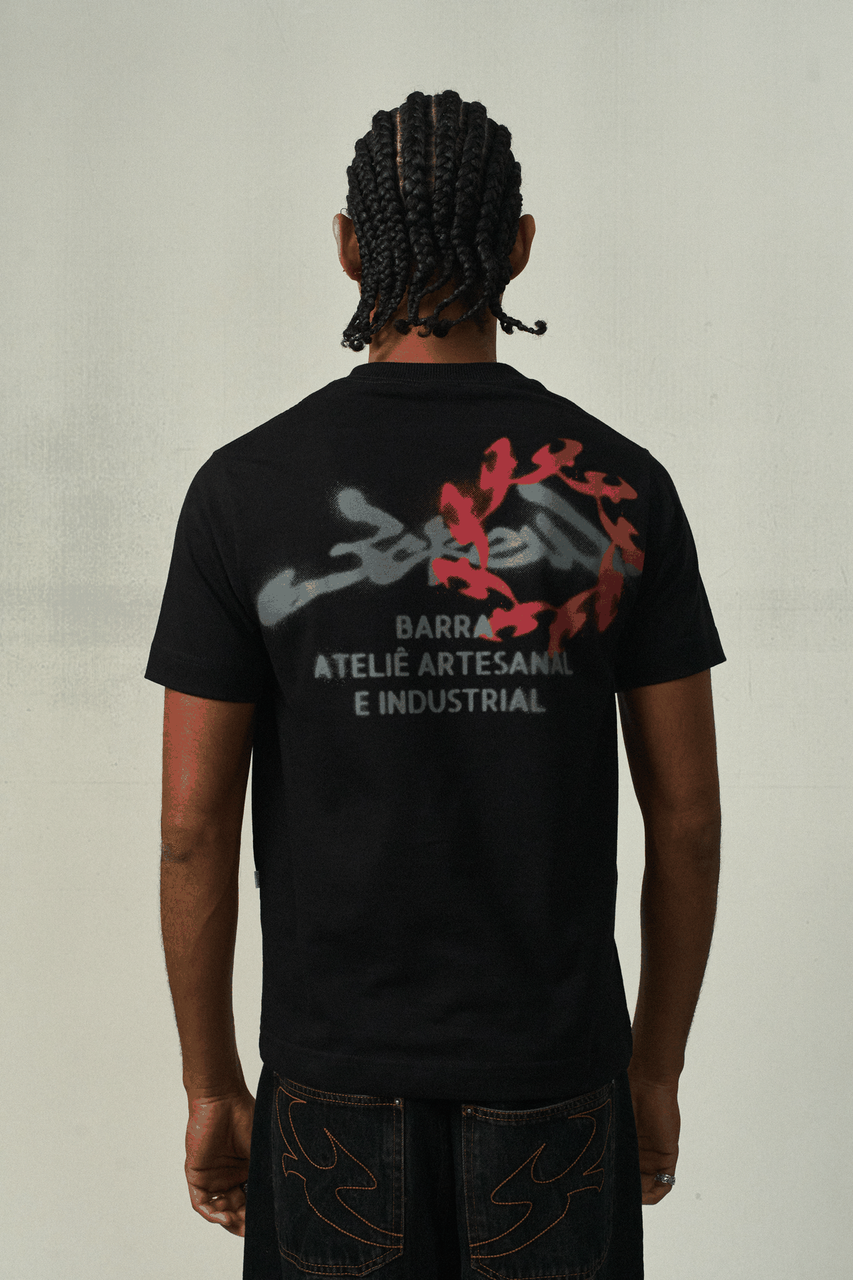 Camiseta BARRA "Ateliê Estêncil" Preta