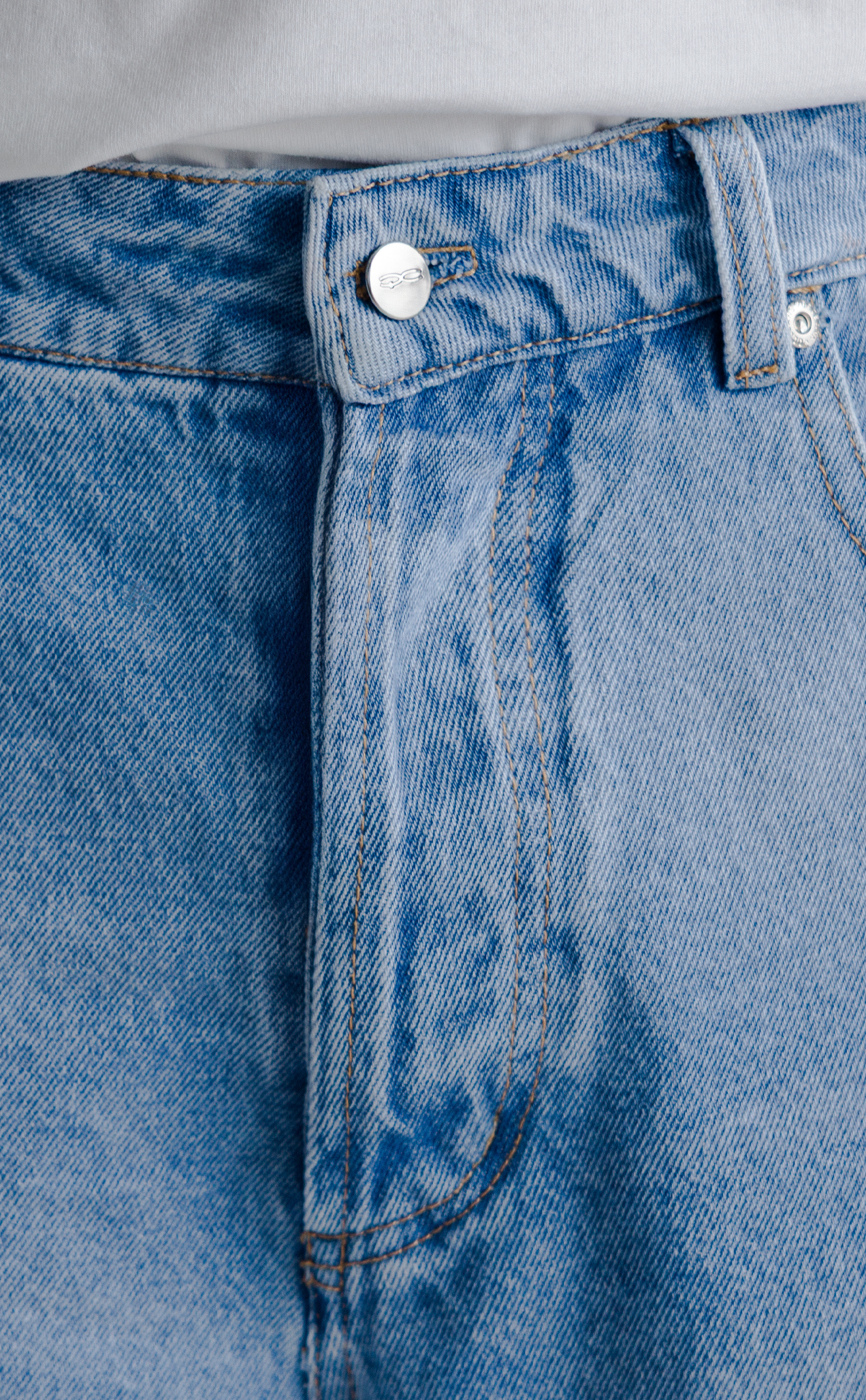 Short QUADRO Side Dart Denim Super Baggy Baby Blue