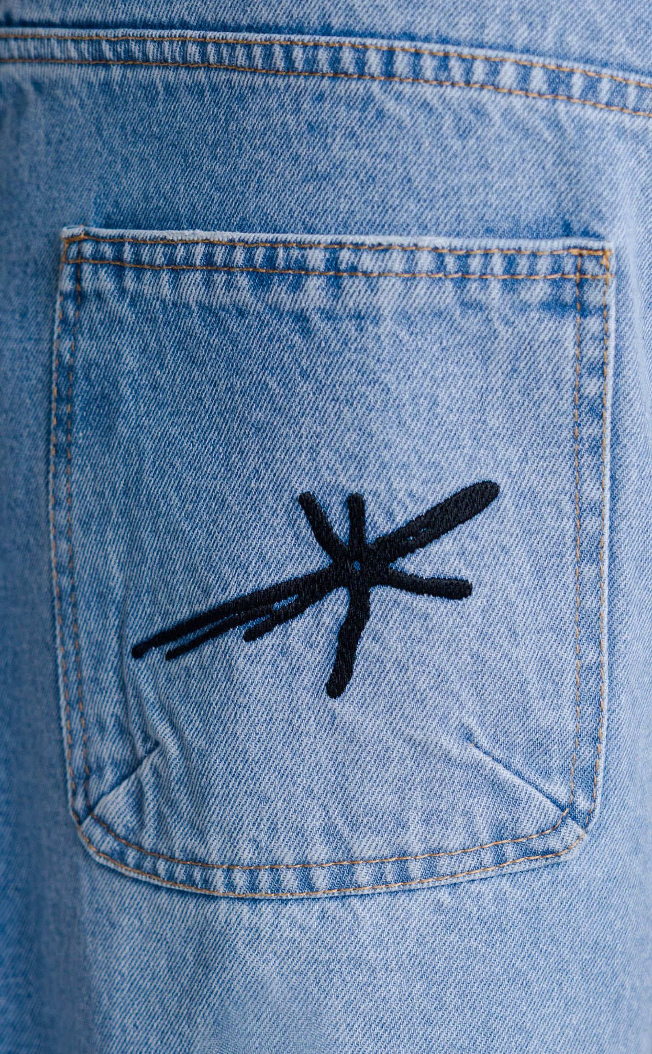 Short QUADRO Side Dart Denim Super Baggy Baby Blue