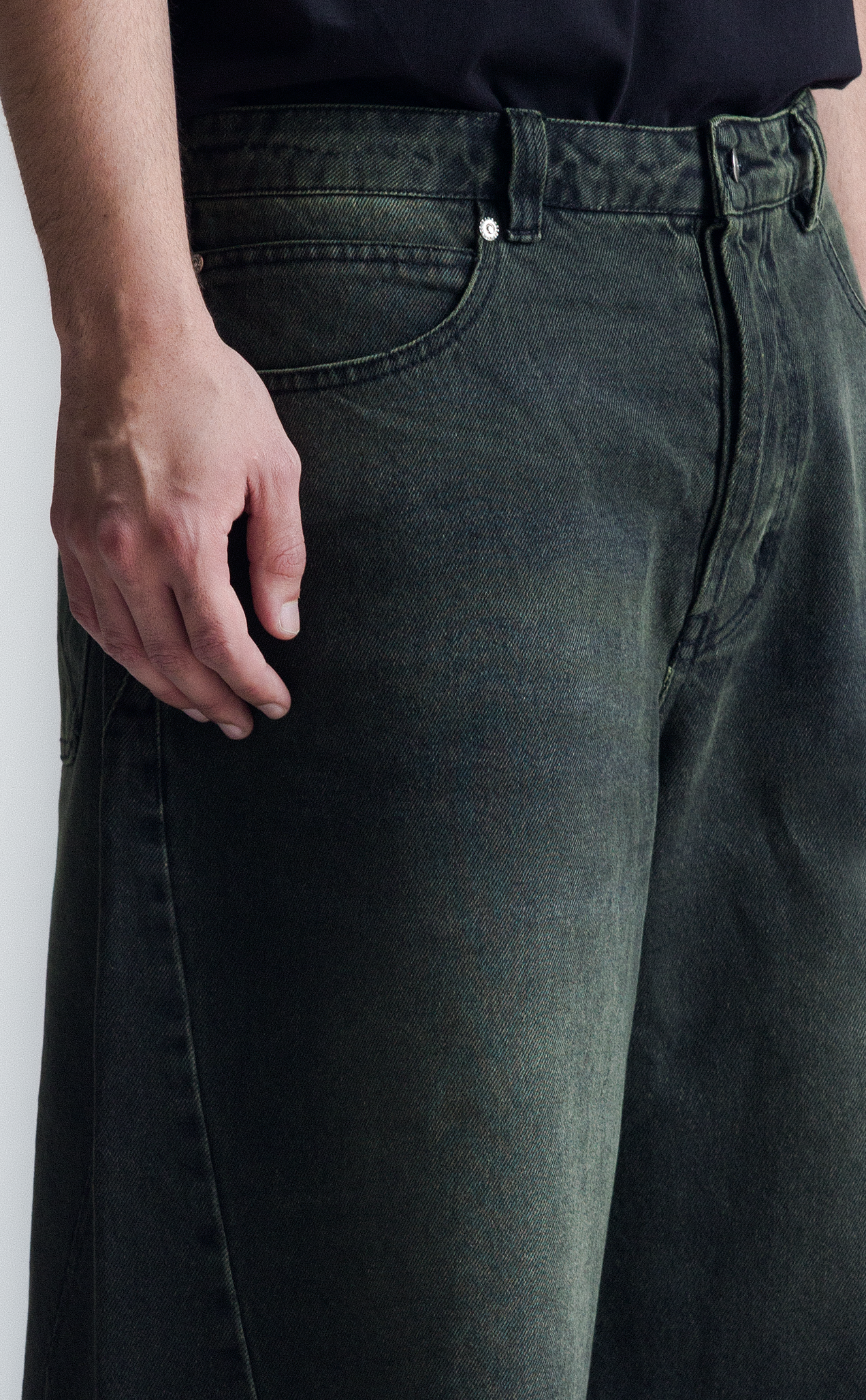 Short QUADRO Side Dart Denim Super Baggy Acid Black