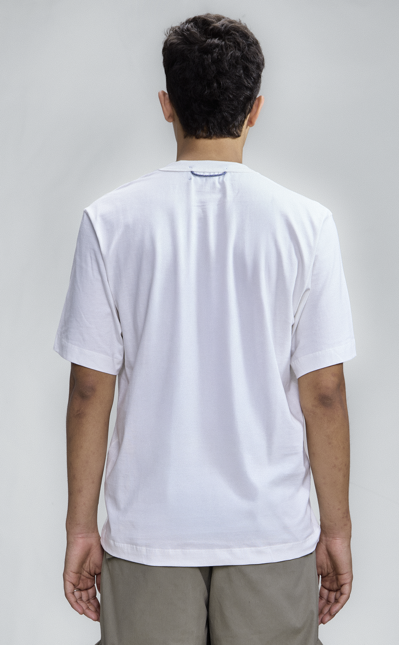 Camiseta QUADRO Foggy Ratio Boxy Off White