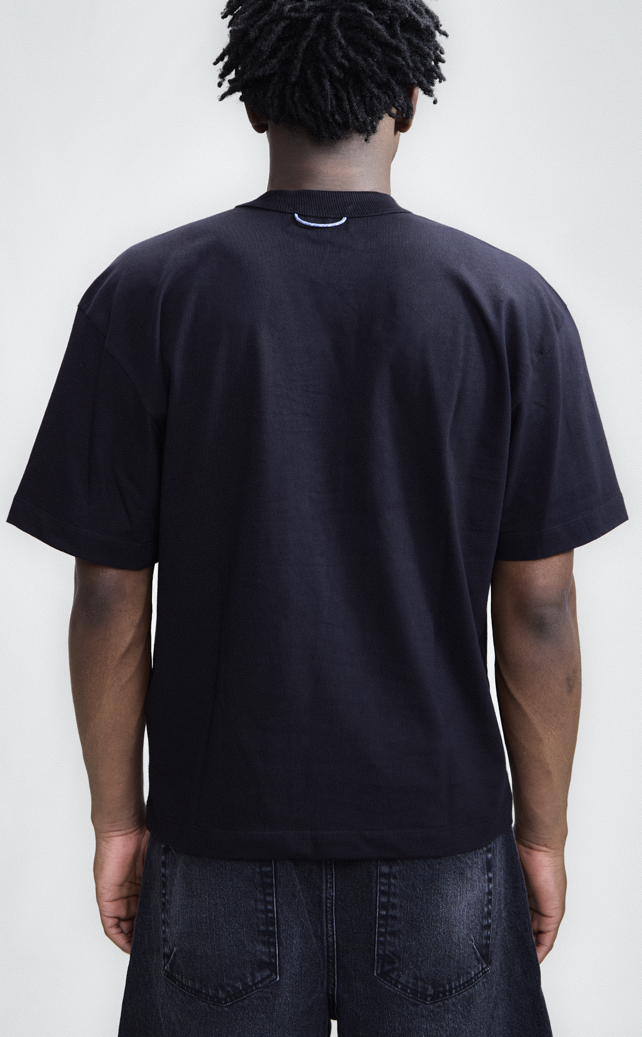 Camiseta QUADRO Ratio Dots Boxy Black