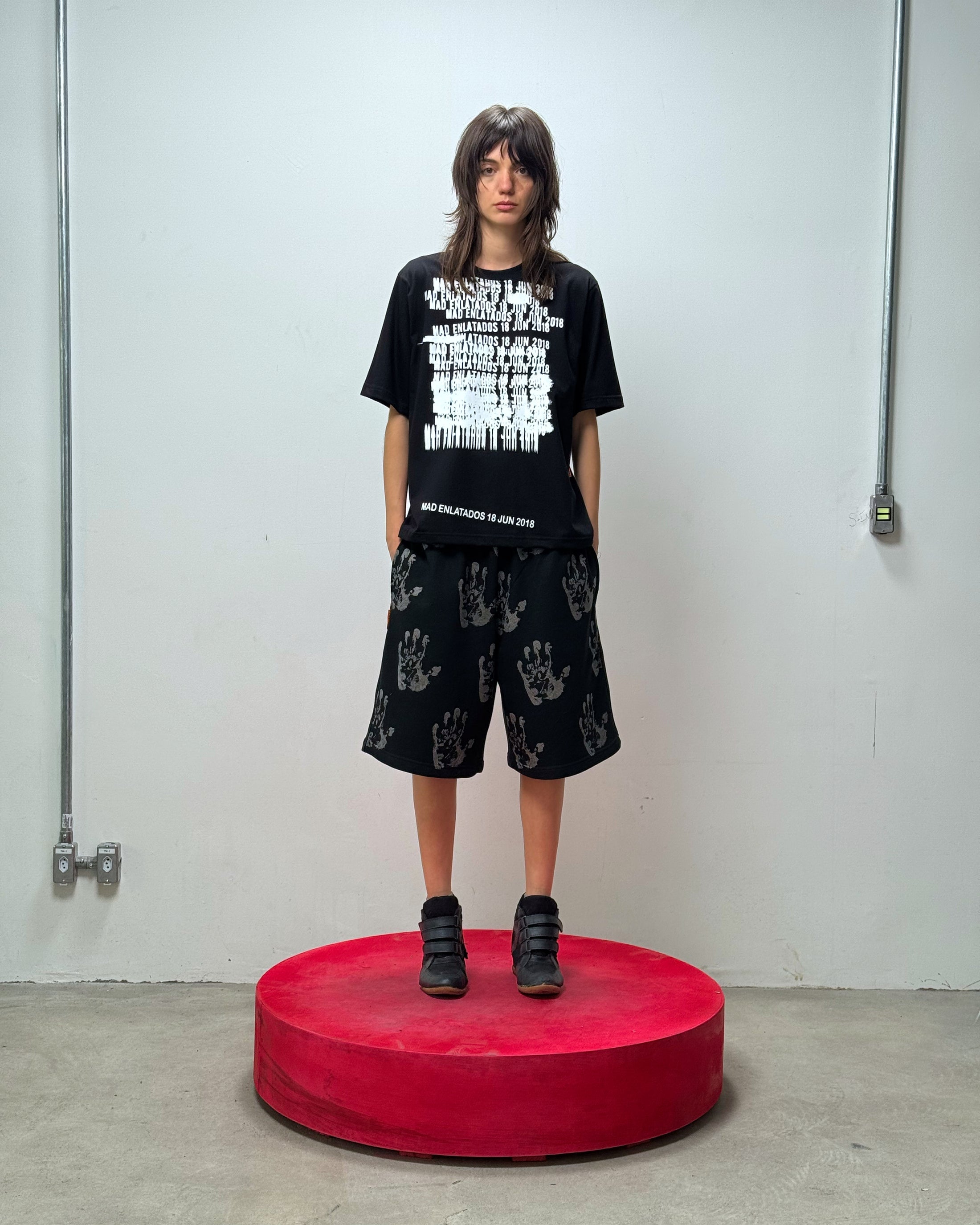 Camiseta MAD 18 De Junho Preto